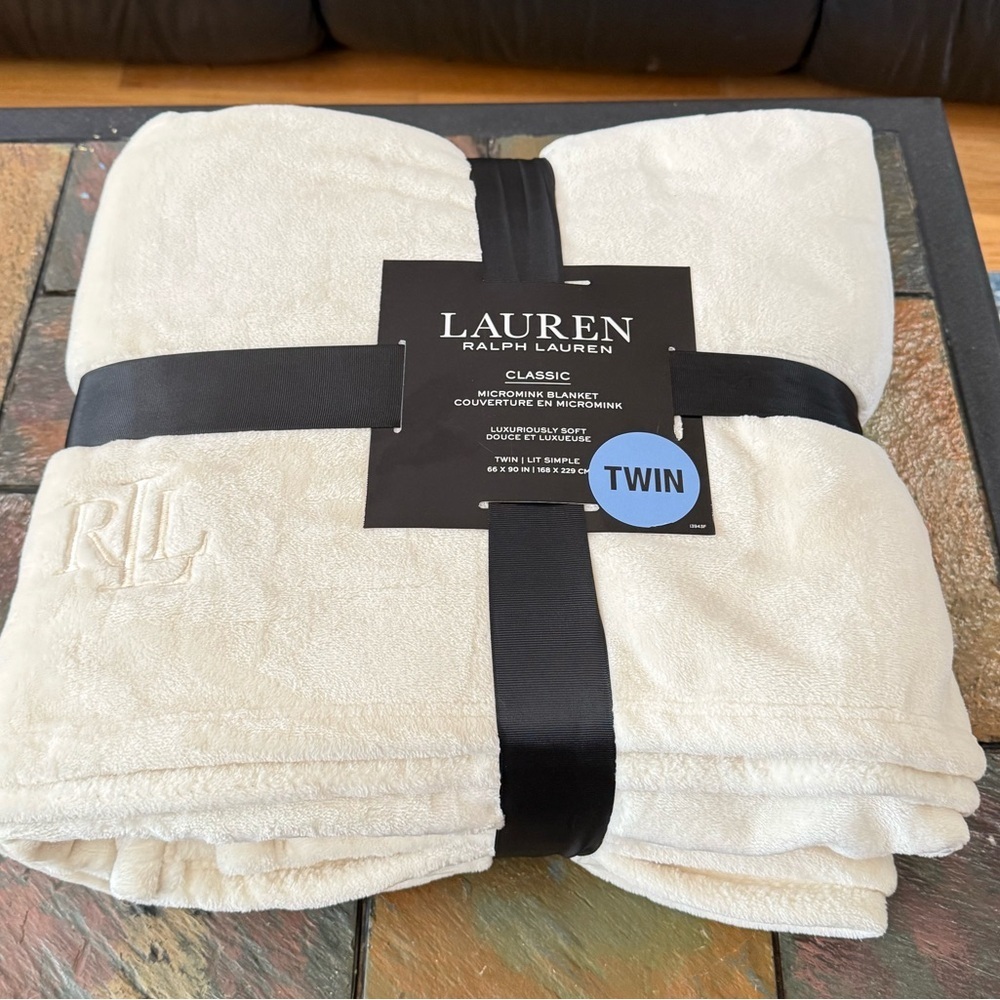 Ralph Lauren Classic Cream TWIN Micromink Blanket 90" x 66" - Picture 6 of 9